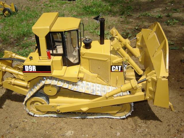 Caterpillar D9R